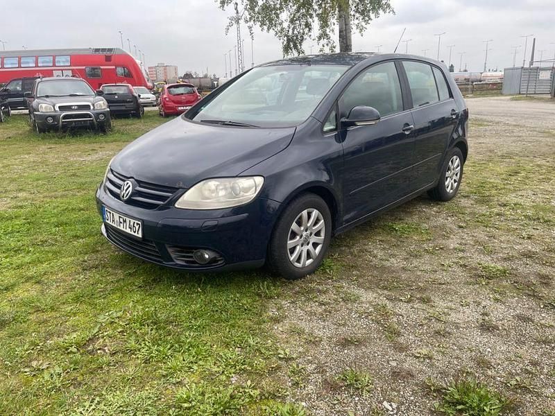 Blau Gebraucht 2006 VW Golf V Comfortline Limousine | 2.499 € (Guter Preis) - Bild 1/4