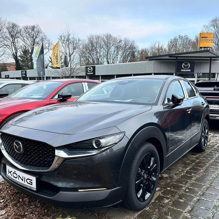 Grau Neu 2025 Mazda CX-30 Homura-Line SUV | 26.390 € - Bild 1/4