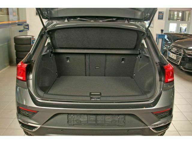 Gebraucht VW T-Roc Style 150 PS (110 kW) 2022 Indium grau metallic SUV