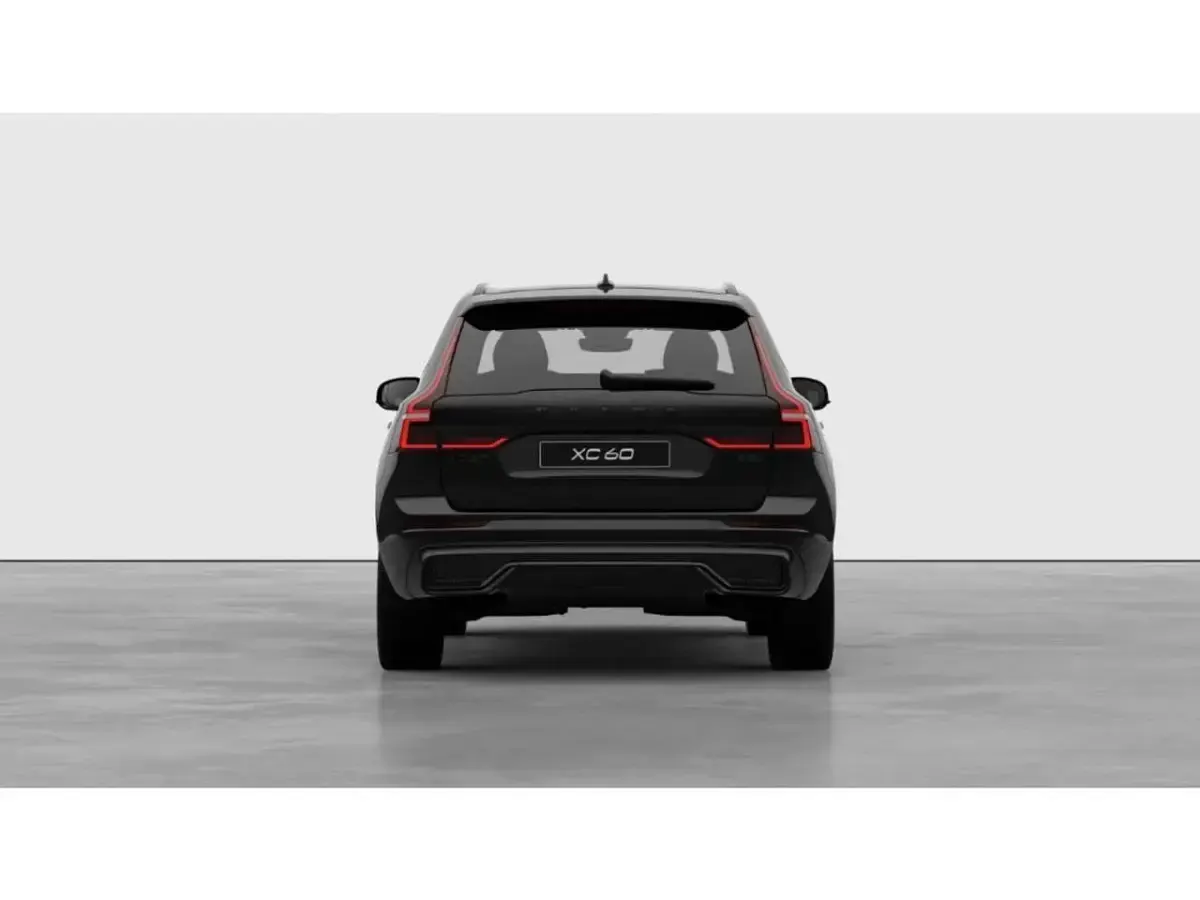 Neu Volvo XC60 Plus 250 PS (183 kW) 2026 Onyx black / metallic SUV