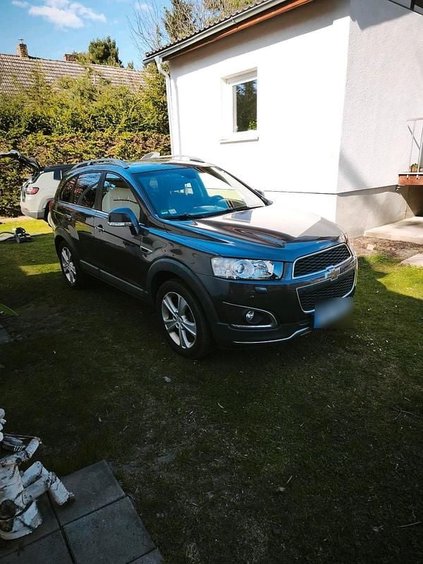 Gebraucht Chevrolet Captiva 163 PS (119 kW) 2014 Grau SUV