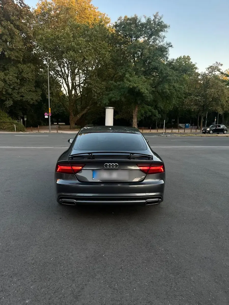 Gebraucht Audi A7 S-Line 320 PS (235 kW) 2015 Grau Kleinwagen