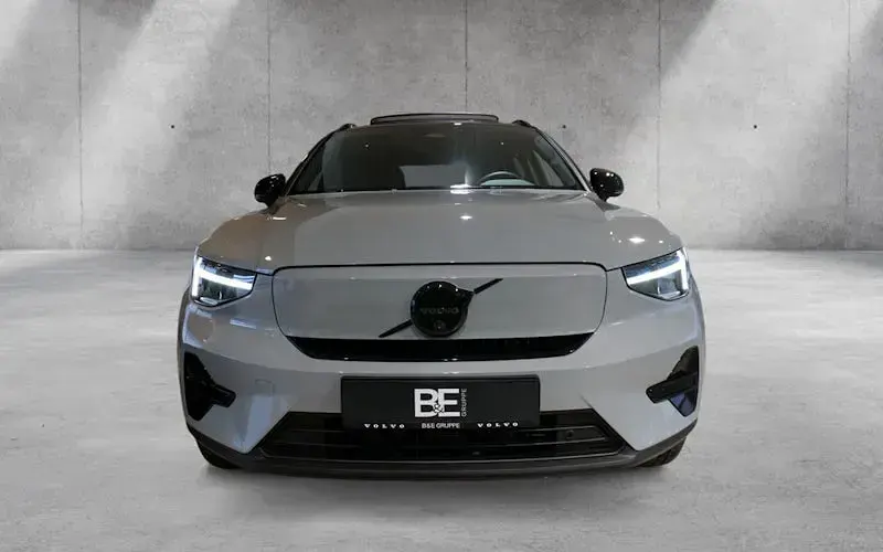 Gebraucht Volvo EX40 Single Motor Extended Range 185 kW (252 PS) 2025 Grau SUV