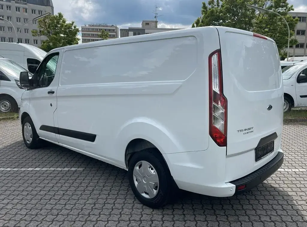 Gebraucht Ford Transit Custom 105 PS (77 kW) 2021 Weiß Van / Kleinbus