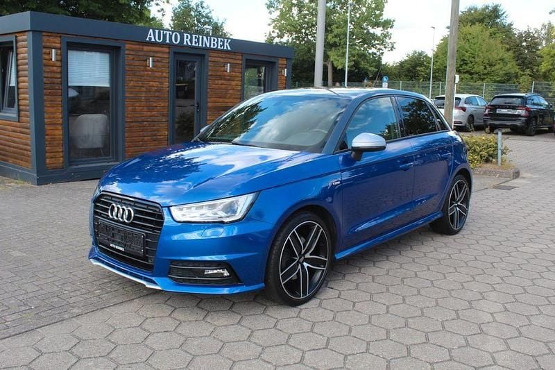 Blau Gebraucht 2018 Audi A1 Sportback S-Line Kleinwagen | 17.900 € (Superpreis) - Bild 1/4