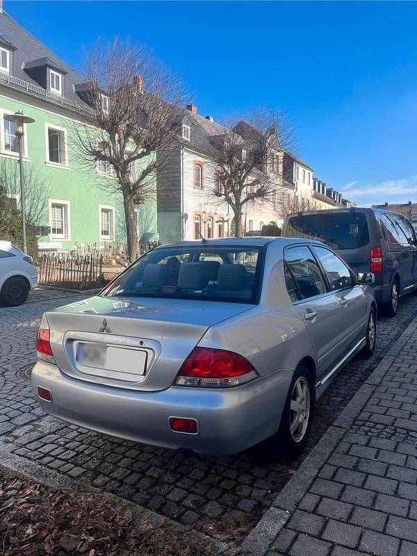 Gebraucht Mitsubishi Lancer Invite 98 PS (72 kW) 2003 Grau Limousine