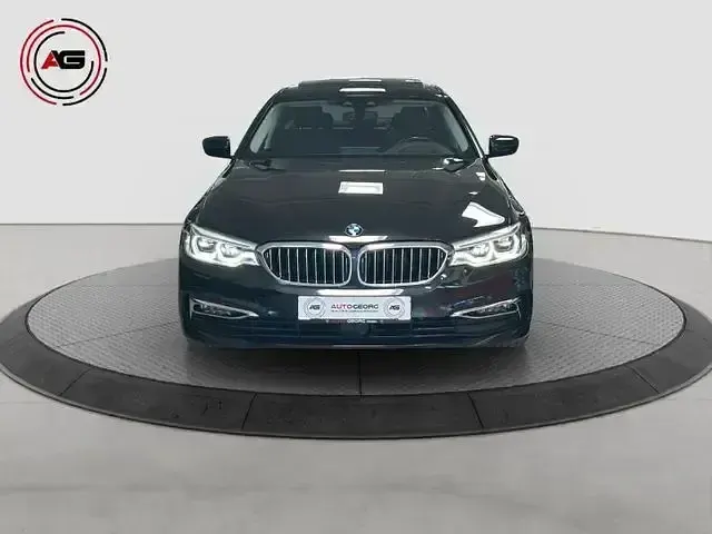 Gebraucht BMW 540 Luxury Line 340 PS (250 kW) 2019 Schwarz Limousine