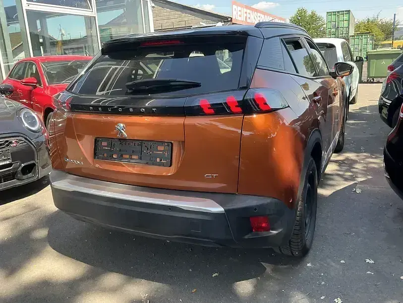 Gebraucht Peugeot e-2008 GT 100 kW (136 PS) 2021 Orange SUV