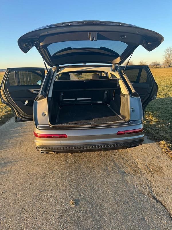 Gebraucht Audi Q7 S-Line 263 PS (193 kW) 2015 Silber SUV