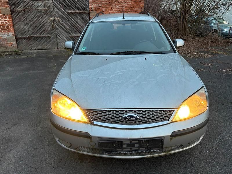 Gebraucht Ford Mondeo 130 PS (95 kW) 2006 Silber Kombi