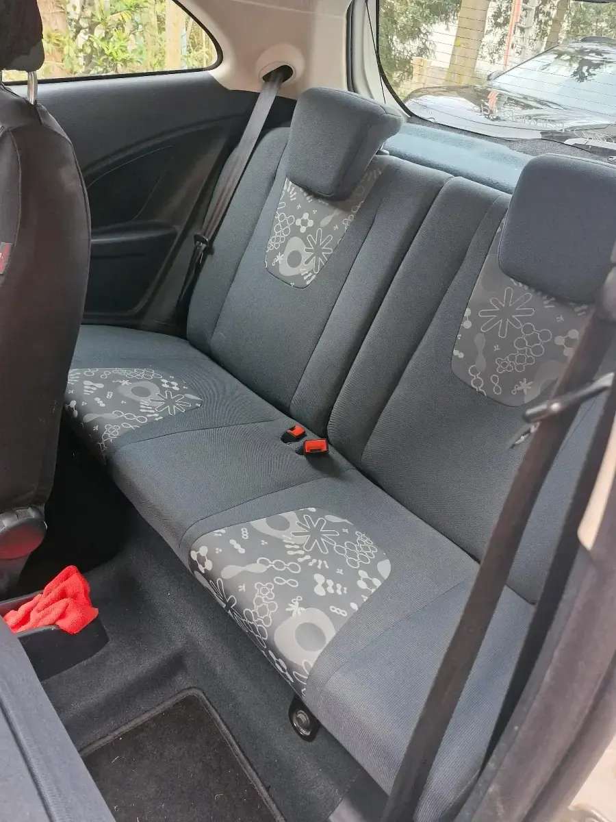 Gebraucht Ford Ka 70 PS (51 kW) 2010 Weiß Kleinwagen