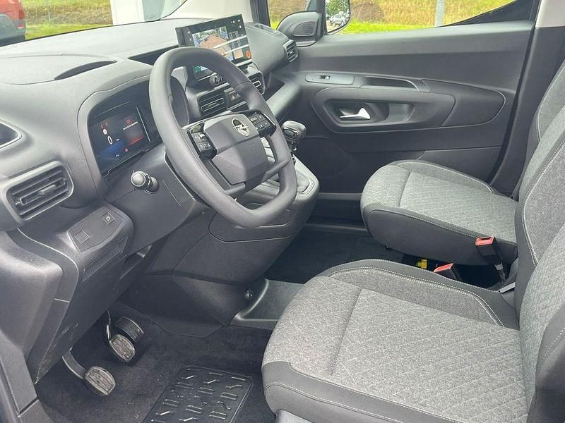 Neu Opel Combo Edition 102 PS (75 kW) 2025 Silber Van / Kleinbus