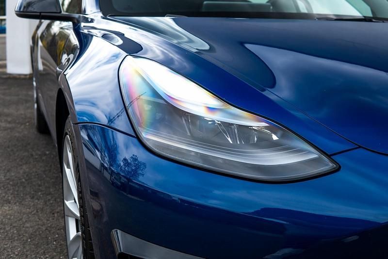 Gebraucht Tesla Model 3 Standard Range 208 kW (283 PS) 2022 Blau Limousine