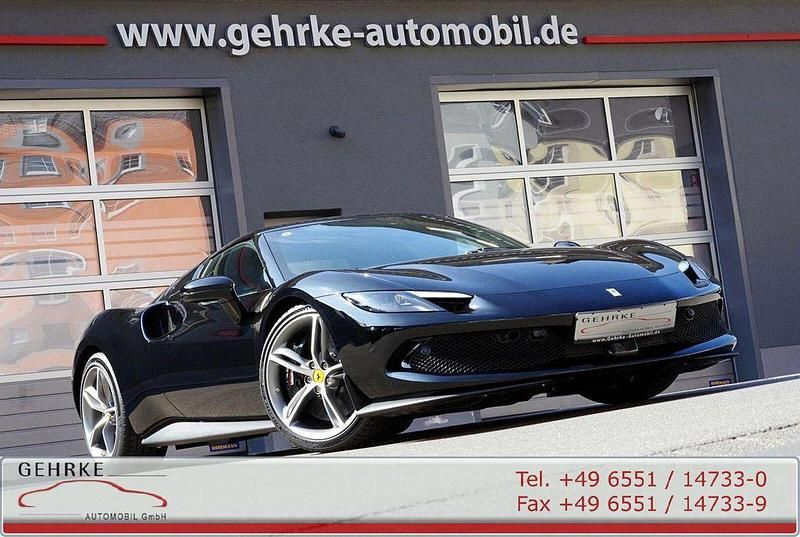 Gebraucht Ferrari 296 829 PS (609 kW) 2024 Nero ds Coupé