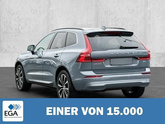 Gebraucht Volvo XC60 Core 197 PS (144 kW) 2024 Metallic SUV