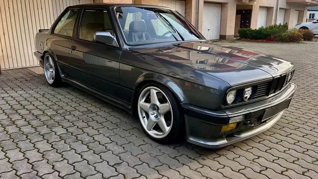 Gebraucht BMW 325 Performance 179 PS (131 kW) 1987 Grau