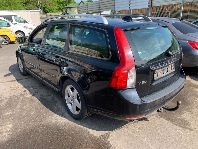 Gebraucht Volvo V50 Business Edition 150 PS (110 kW) 2012 Schwarz Kombi