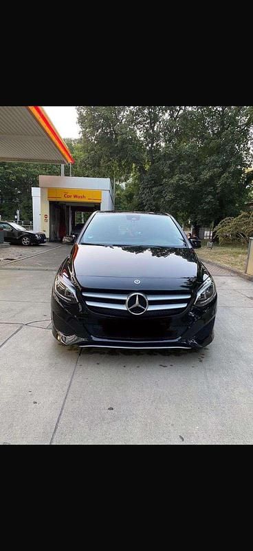 Gebraucht Mercedes 200 2017 Schwarz Kleinwagen