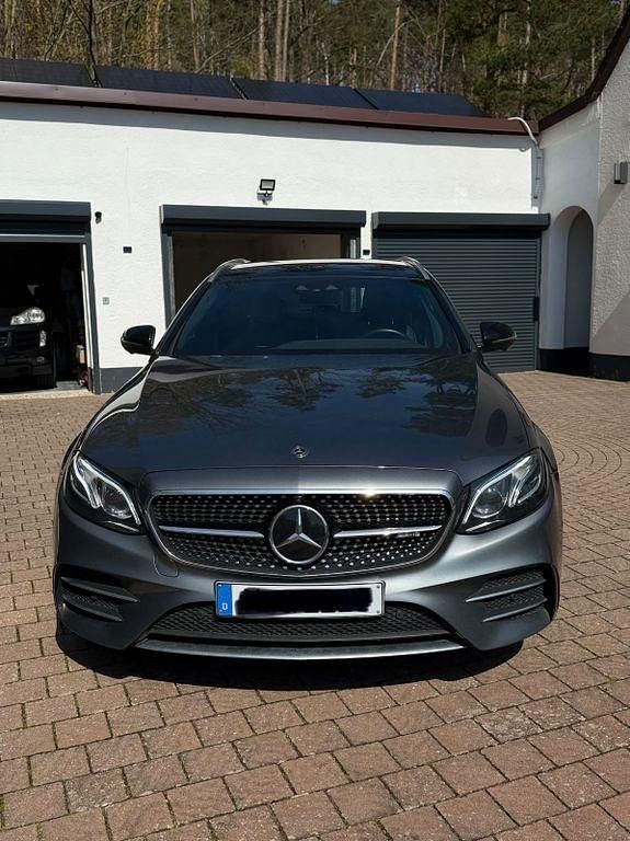 Gebraucht Mercedes E43 AMG AMG 401 PS (294 kW) 2017 Grau Limousine