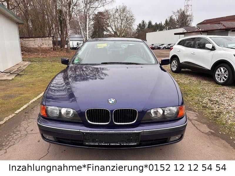 Blau Gebraucht 1997 BMW 520 Limousine | 2.500 € (Etwas zu teuer) - Bild 1/4