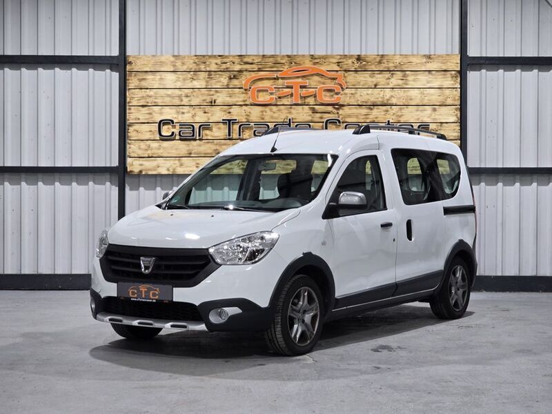 Gletscherweiss Gebraucht 2019 Dacia Dokker Stepway Van | 10.950 € (Fairer Preis) - Bild 1/4