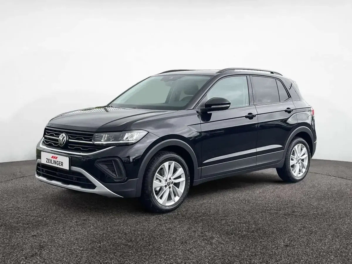 Gebraucht VW T-Cross Life 116 PS (85 kW) 2026 Deep black perleffekt SUV