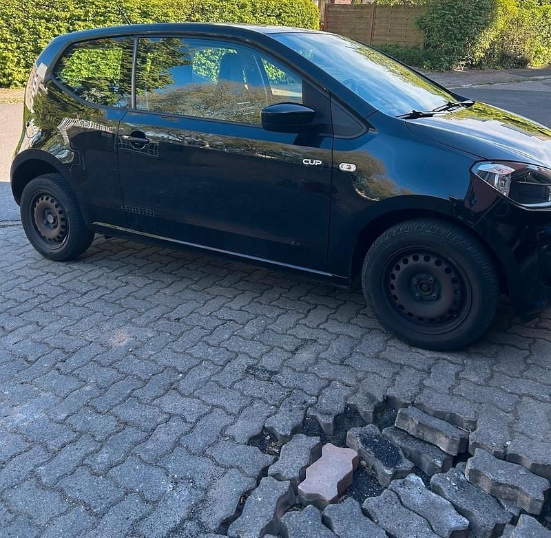 Usata VW up! 75 CV (55 kW) 2015 Nero Utilitaria