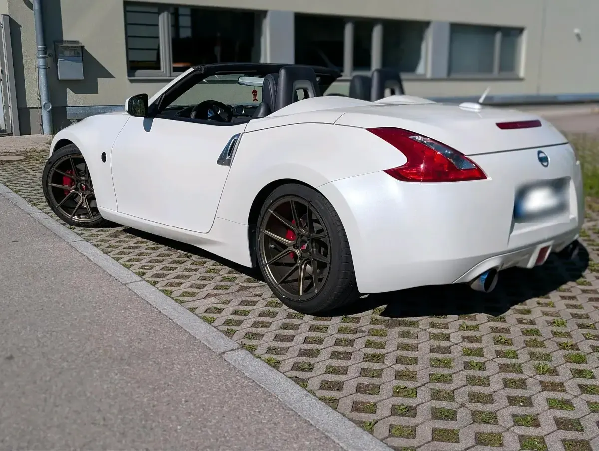 Gebraucht Nissan 370Z 326 PS (239 kW) 2016 Weiß Cabrio