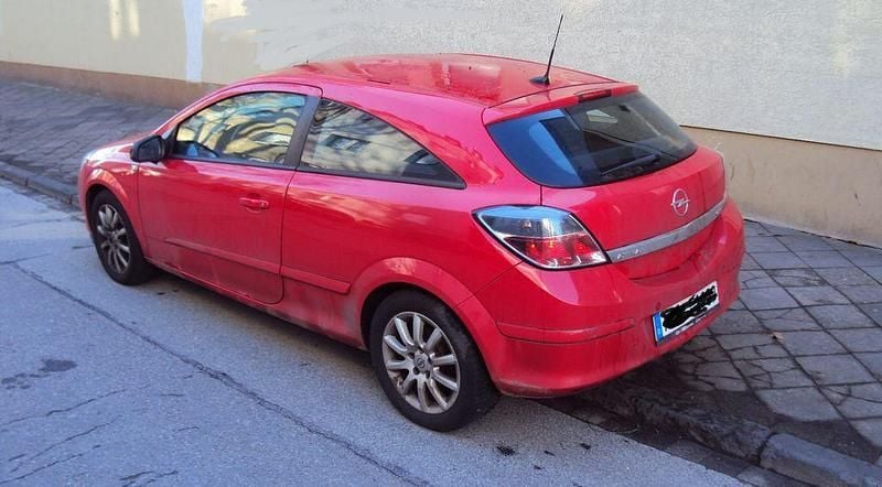 Gebraucht Opel Astra GTC 116 PS (85 kW) 2008 Rot Coupé