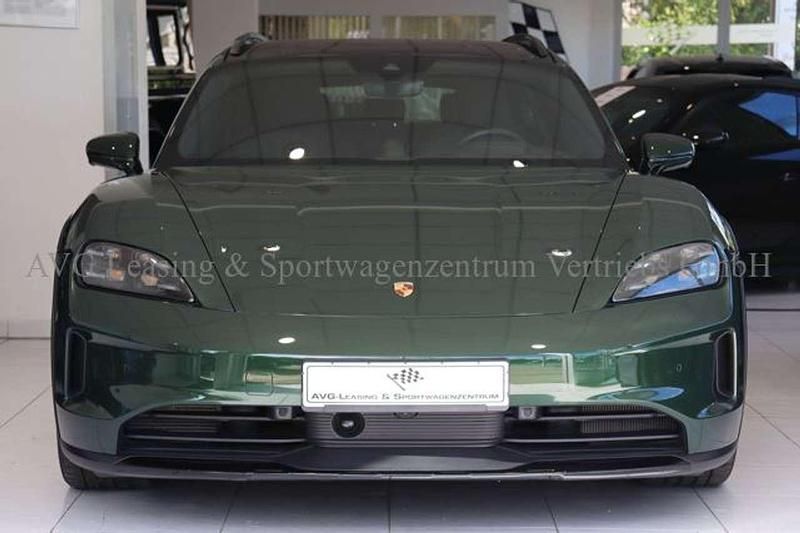 Gebraucht Porsche Taycan Cross Turismo 439 kW (598 PS) 2024 Oakgrünmetallic neo Kombi