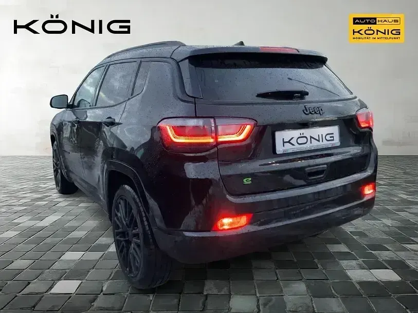 Gebraucht Jeep Compass Altitude 131 PS (96 kW) 2023 Schwarz SUV