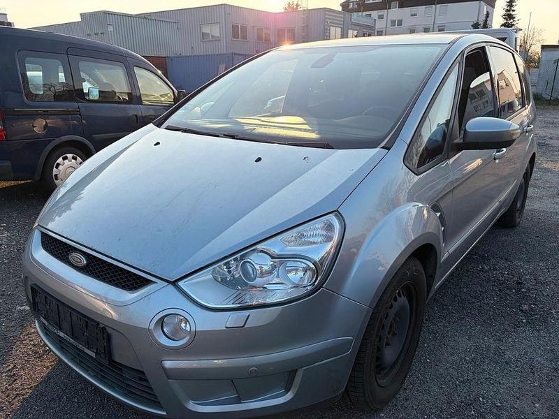 Gebraucht Ford S-MAX S 140 PS (102 kW) 2008 Silber Van / Kleinbus