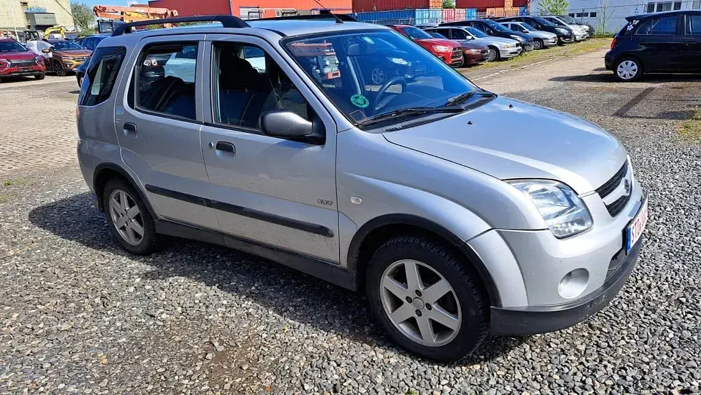 Gebraucht Suzuki Ignis Comfort 99 PS (72 kW) 2005 Silber Kleinwagen