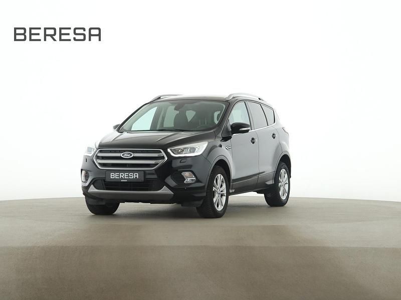 Gebraucht Ford Kuga Titanium 150 PS (110 kW) 2019 Schwarz SUV
