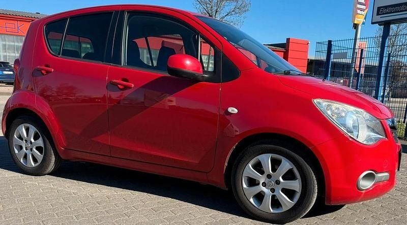Gebraucht Opel Agila 86 PS (63 kW) 2009 Rot Kleinwagen