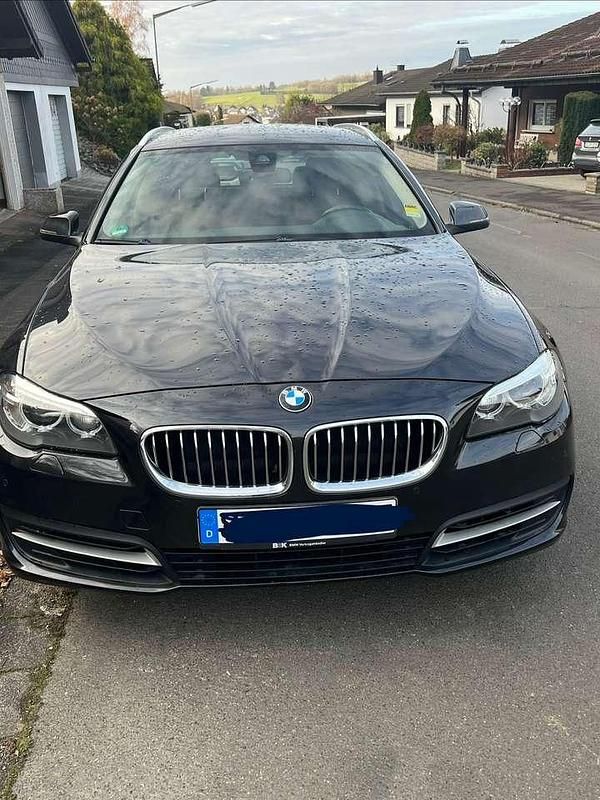 Gebraucht BMW 520 184 PS (135 kW) 2016 Schwarz Kombi
