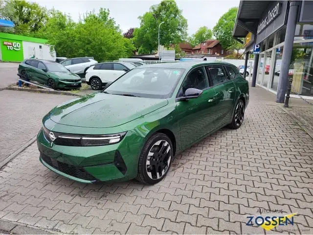 Nowe Opel Astra 114 kW (156 KM) 2026 Zielony Kombi