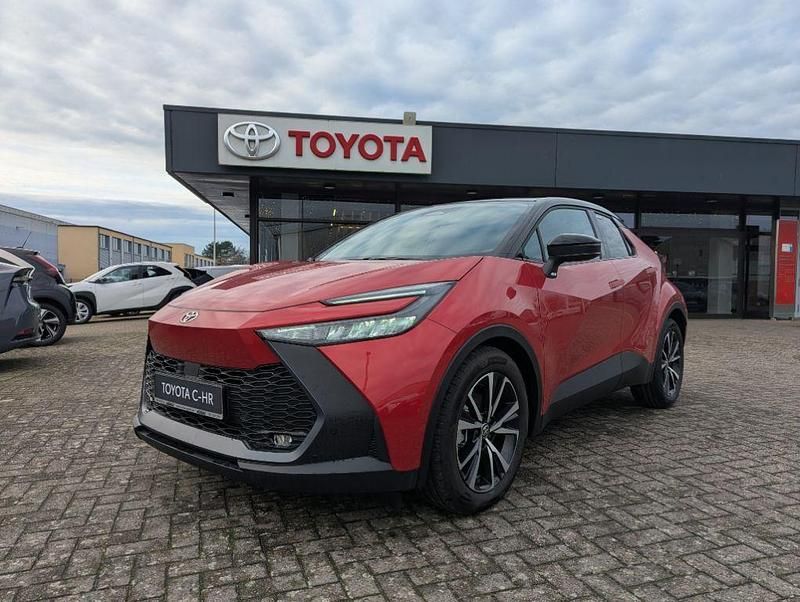 Gebraucht Toyota C-HR Team 140 PS (102 kW) 2024 Rot SUV