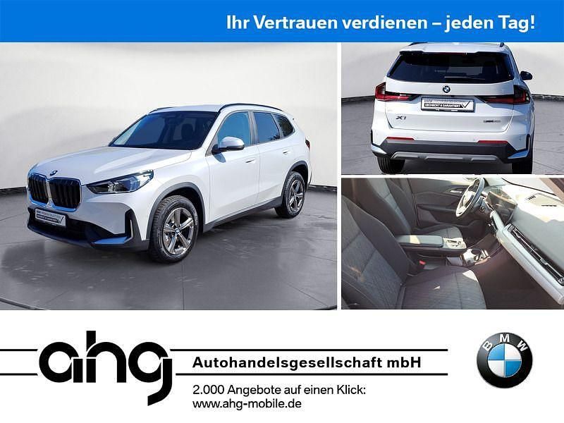 Weiß Gebraucht 2024 BMW X1 Efficient Dynamics SUV | 36.960 € (Guter Preis) - Bild 1/4