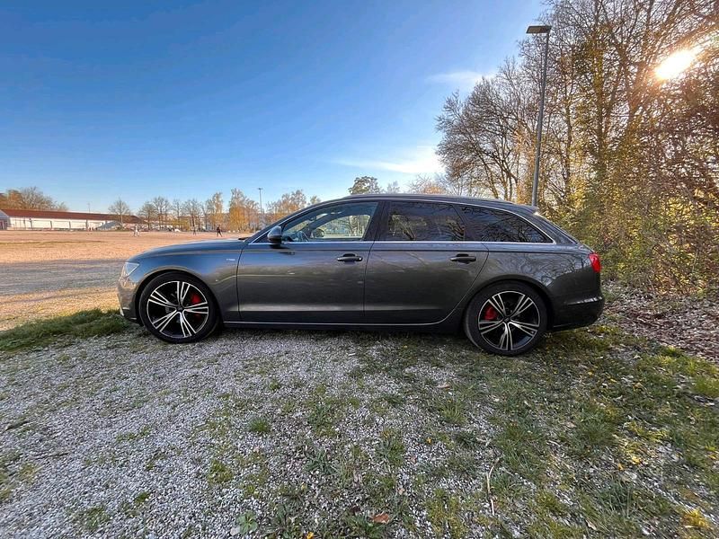 Gebraucht Audi A6 204 PS (150 kW) 2012 Grau Kombi