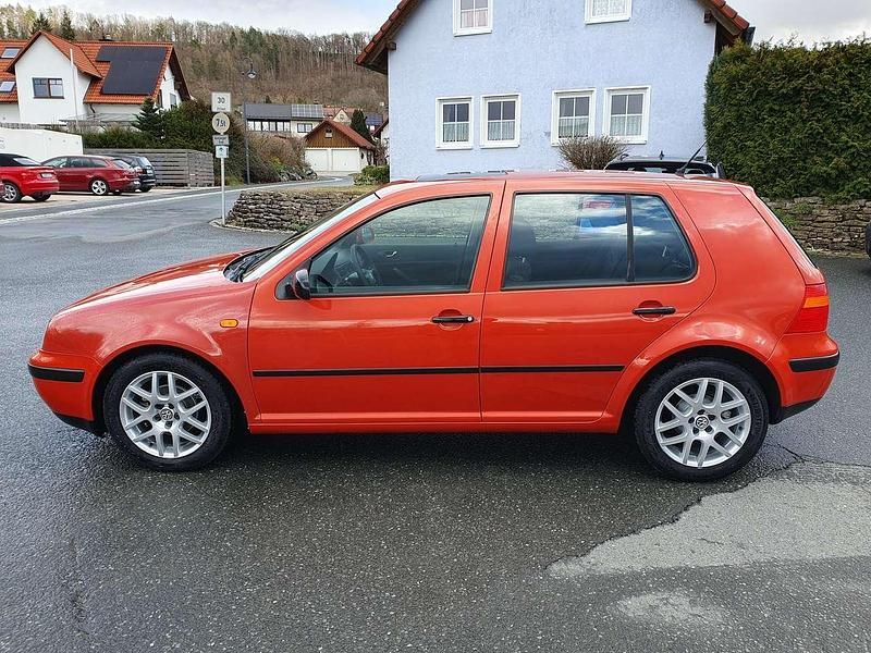 Gebraucht VW Golf III 75 PS (55 kW) 1999 Rot Limousine