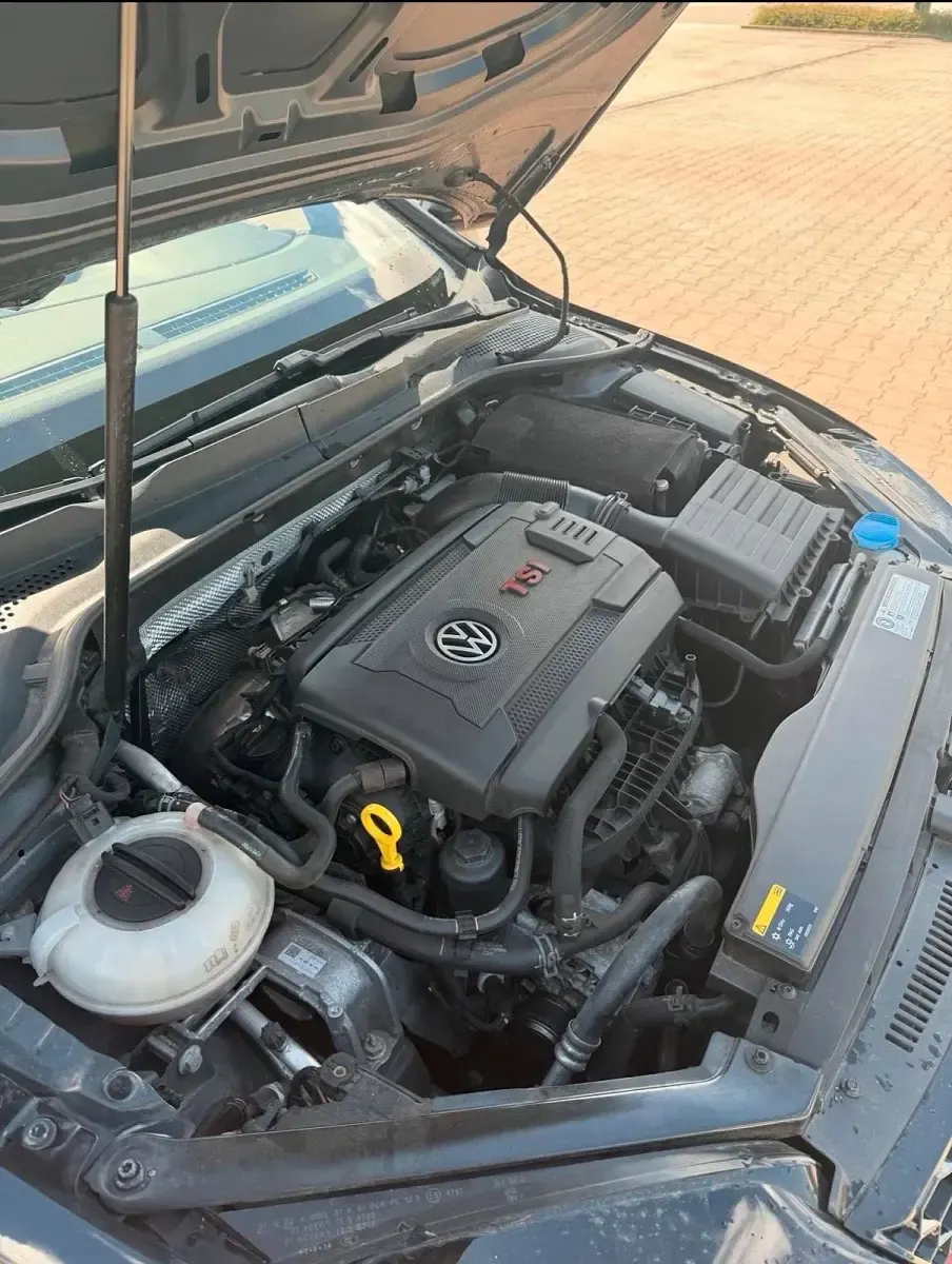 Gebraucht VW Golf VII GTI 230 PS (169 kW) 2015 Schwarz Limousine
