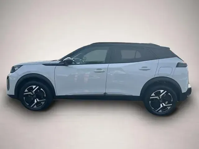 Gebraucht Peugeot 2008 GT 131 PS (96 kW) 2024 Manufacturer SUV