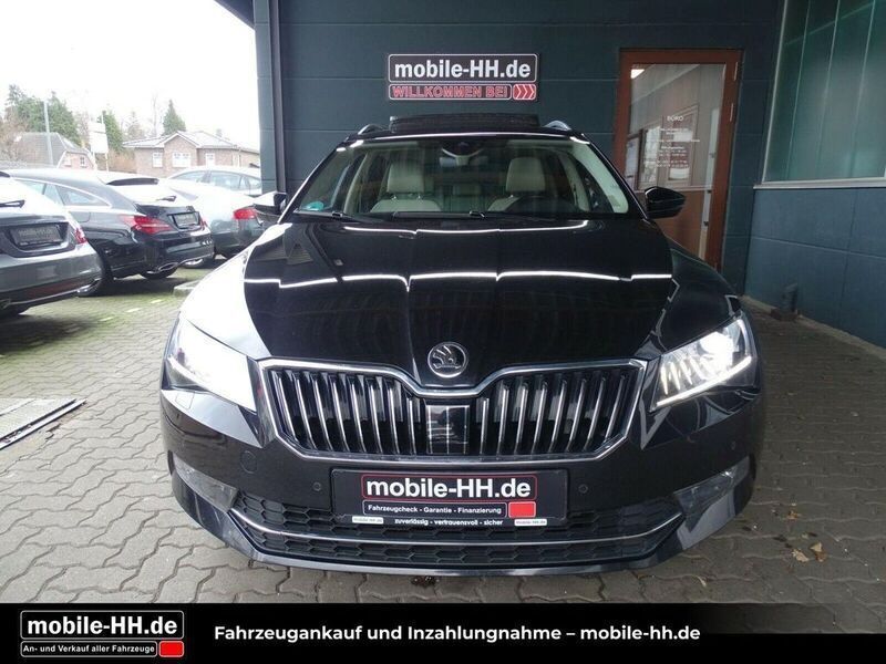 Gebraucht Skoda Superb LAURIN & KLEMENT 190 PS (139 kW) 2016 Schwarz Kombi
