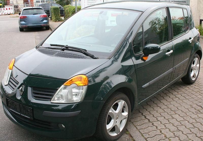 Grün Gebraucht 2005 Renault Modus Authentique Van / Kleinbus | 2.499 € (Teuer) - Bild 1/4
