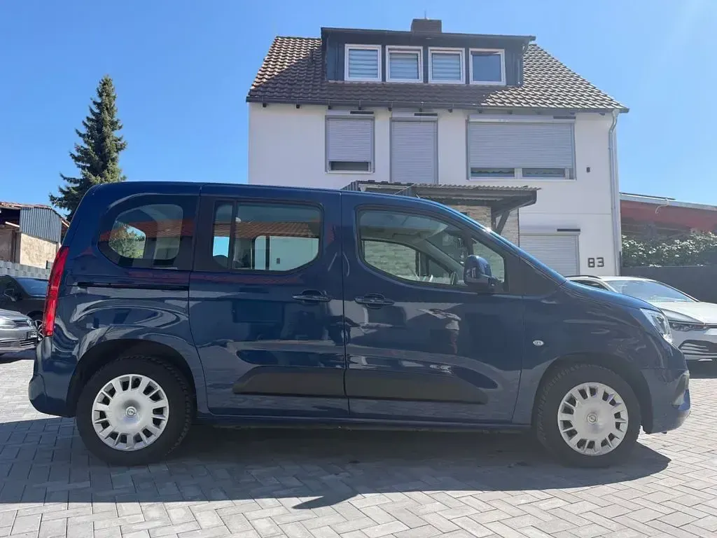 Gebraucht Opel Combo Life Edition 110 PS (80 kW) 2019 Blau Van / Kleinbus