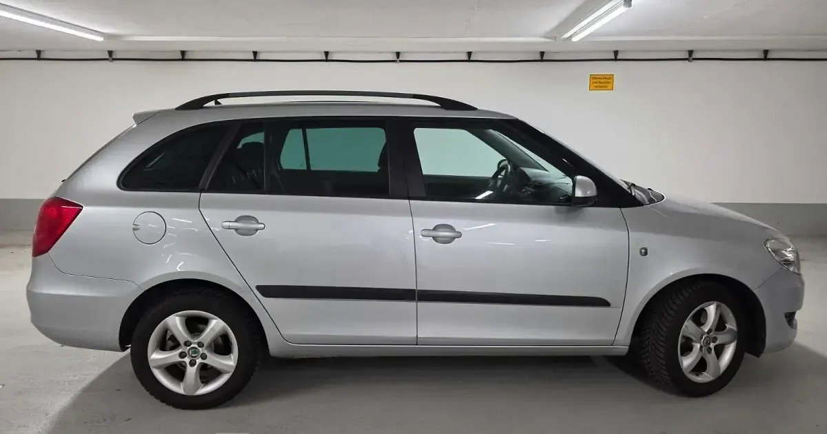 Gebraucht Skoda Fabia Family 105 PS (77 kW) 2011 Silber Kombi