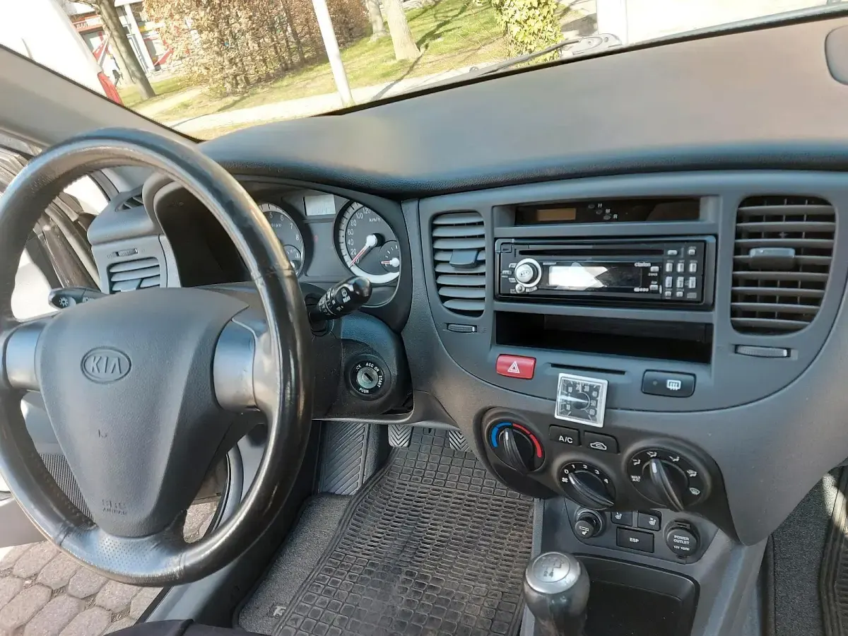Gebraucht Kia Rio 110 PS (80 kW) 2007 Schwarz Kleinwagen