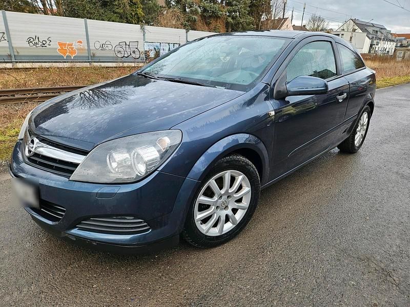 Gebraucht Opel Astra 90 PS (66 kW) 2007 Coupé