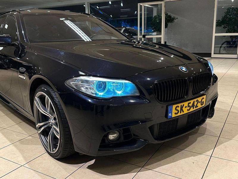 Gebraucht BMW 535 M Sport 313 PS (230 kW) 2013 Schwarz Kombi